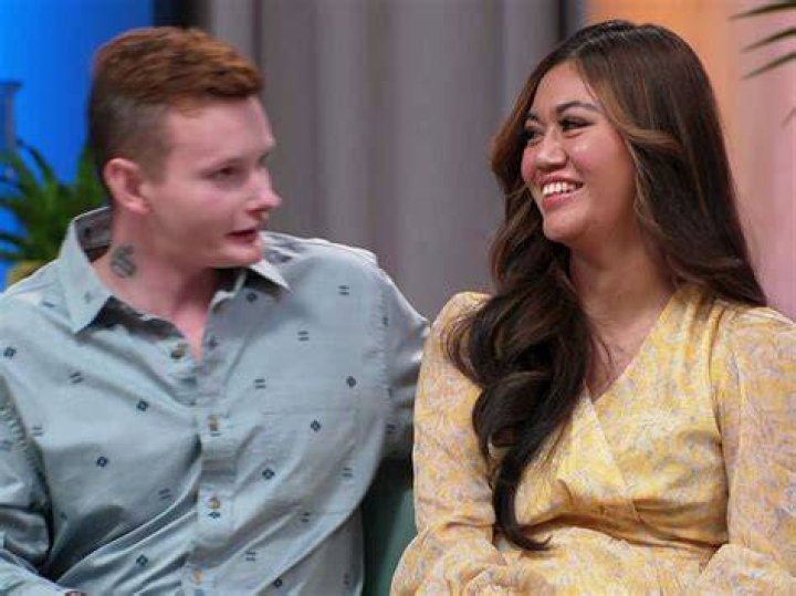 90 Day Fianc&eacute; Recap Sam Faces Jail, Rob Is Baffled by Sophie's Bisexuality