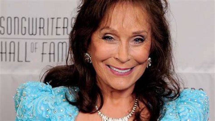 All The Latest News On Loretta Lynn's Relationships