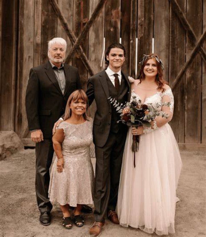 Amy Roloff Shares New Wedding Pics, Proves Major Point The Hollywood