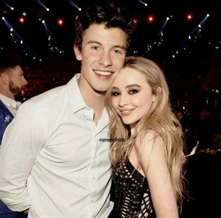 Are Shawn Mendes and Sabrina Carpenter Dating? Los Angeles Photo