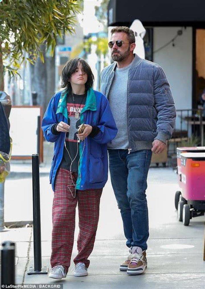 Ben Affleck Bonds With Daughter Seraphina and Jennifer Lopez’s Child