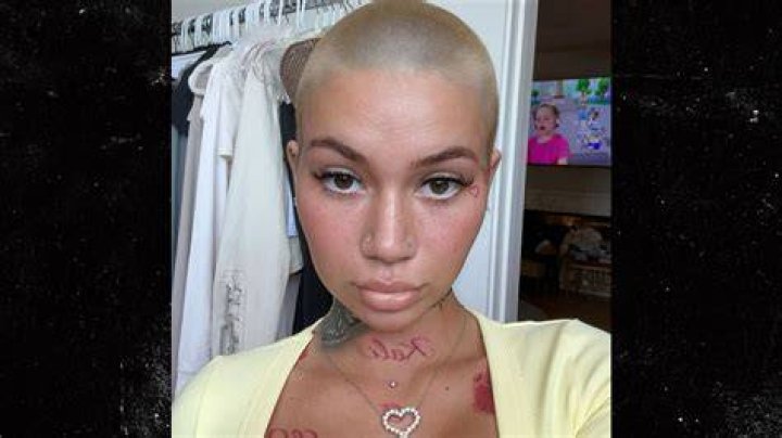 Bhad Bhabie Shows Off Brand New GWagon From 'Best Boyfriend Ever' Le