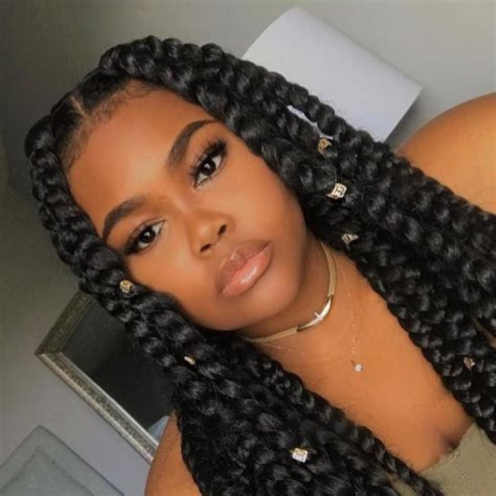 Big Box braids coiffure afro tresse QU'EST CE QU'UNE TRESSE? Une