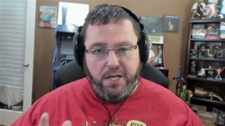 Boogie2988 says 20yearold girl took advantage of him when he was 44