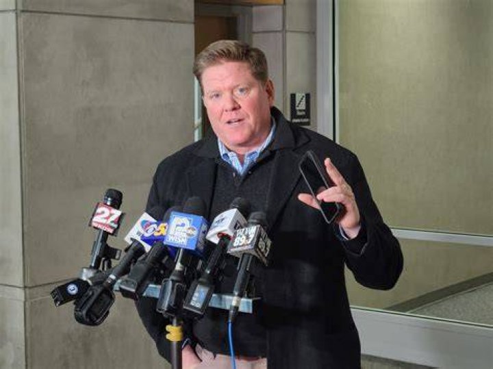 Brewery owner, political fundraiser says he&rsquo;ll sue to block Trump from