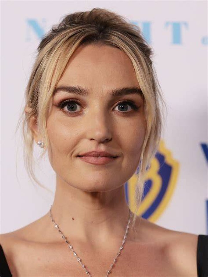 Chloe Fineman FAQ IMDb