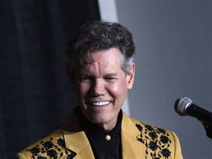 Country star Randy Travis in critical condition at hospital CBS News