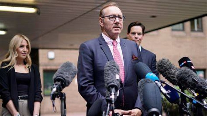 Court aks Kevin Spacey to pay 30M to House of Cards makers Web