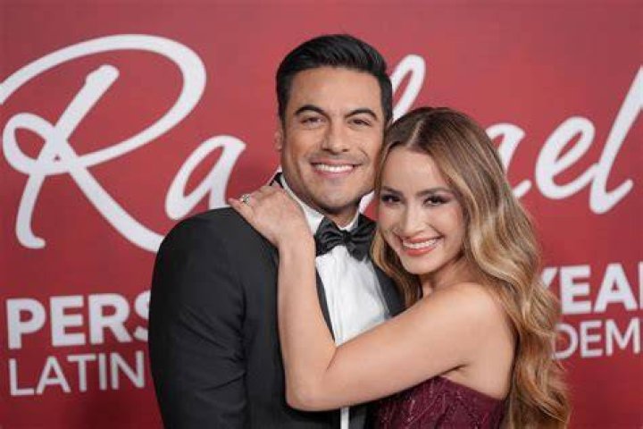 Cynthia Rodr&iacute;guez y Carlos Rivera comparten una foto de Le&oacute;n, su hijo