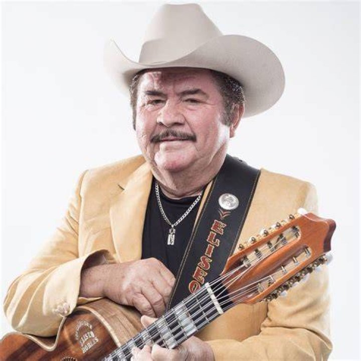 Eliseo Robles, 'El Roble Mayor', Dies