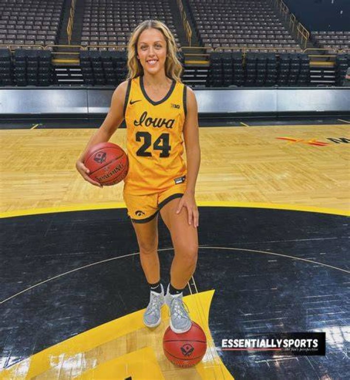 Get The Scoop: Gabbie Marshall's Kids' Ages Revealed