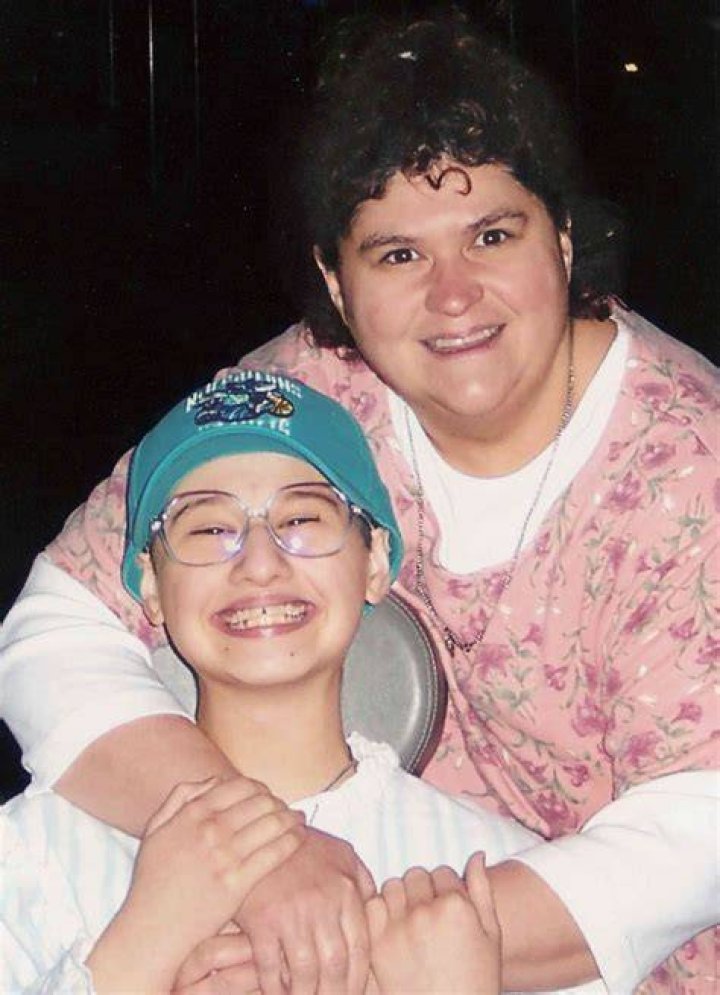 Gypsy Rose Blanchard Inside Romance with Mom's Alleged Killer