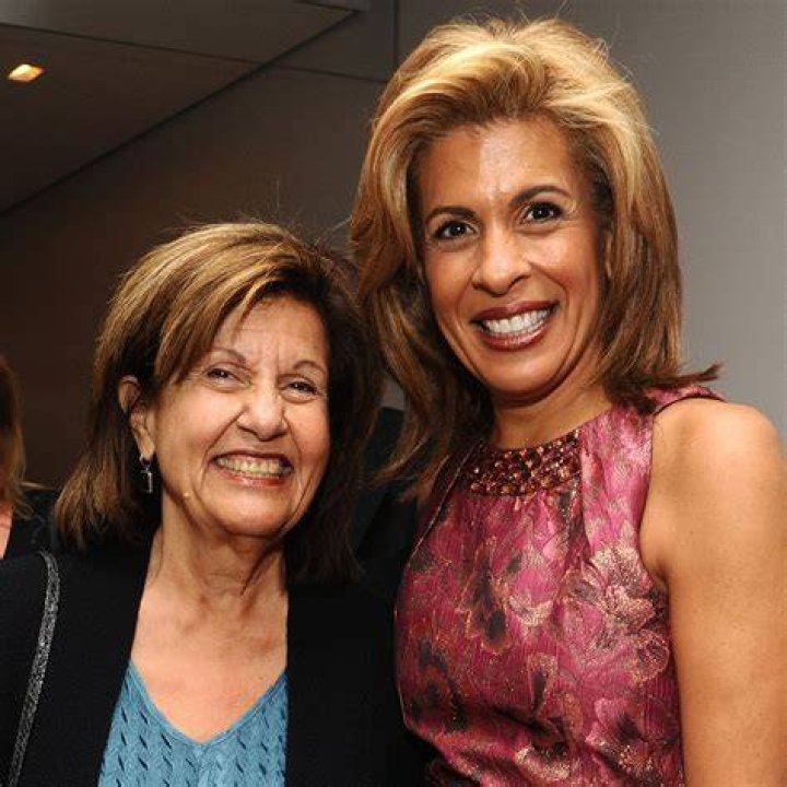 Hoda Kotb Reveals Her Mom Is Helping Pick Out Her Wedding Dress