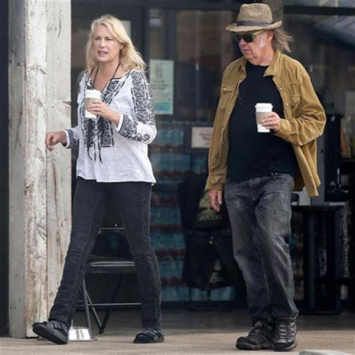 Hollywoods Most Iconic Couple: Daryl Hannah And Neil Young