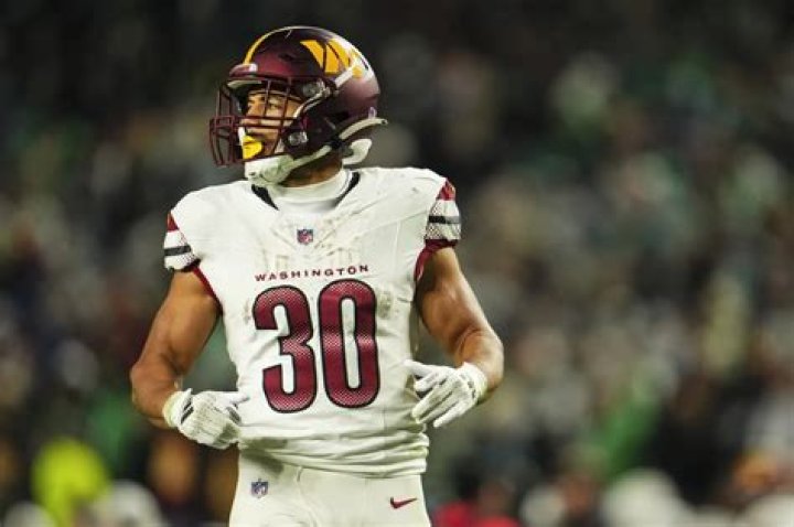 How Tall is Austin Ekeler? Life, Assets & Career OtakuKart