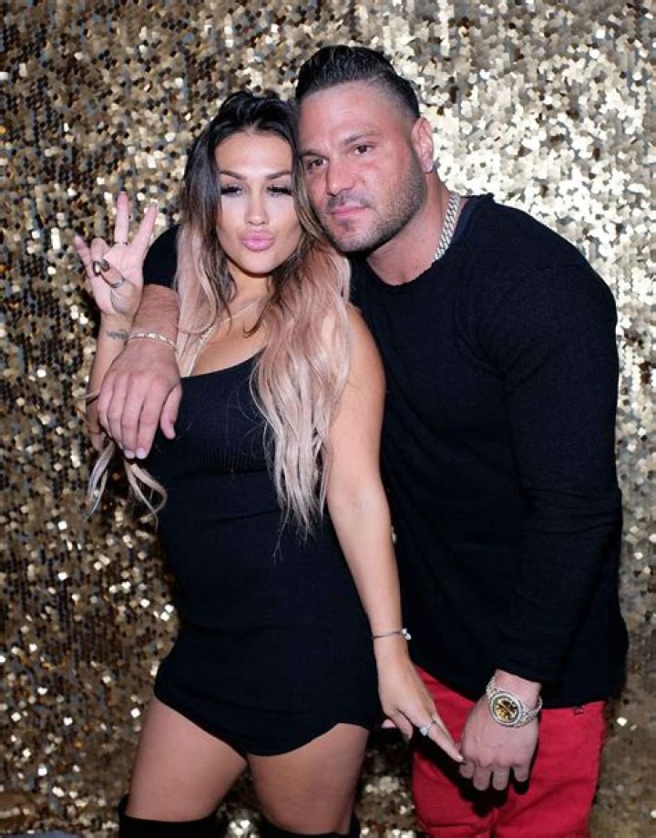 Jen Harley Celebrated National Boyfriend Day With Ronnie Hours Before