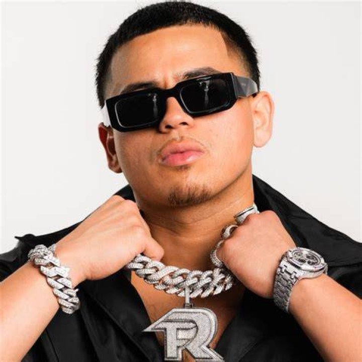 Jesus Ortiz Paz's parents, net worth, wife, and daughter Tuko.co.ke