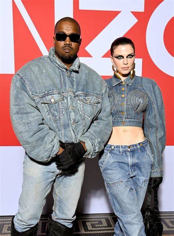 Julia Fox&rsquo;s Dating History Kanye West, Peter Artemiev and More