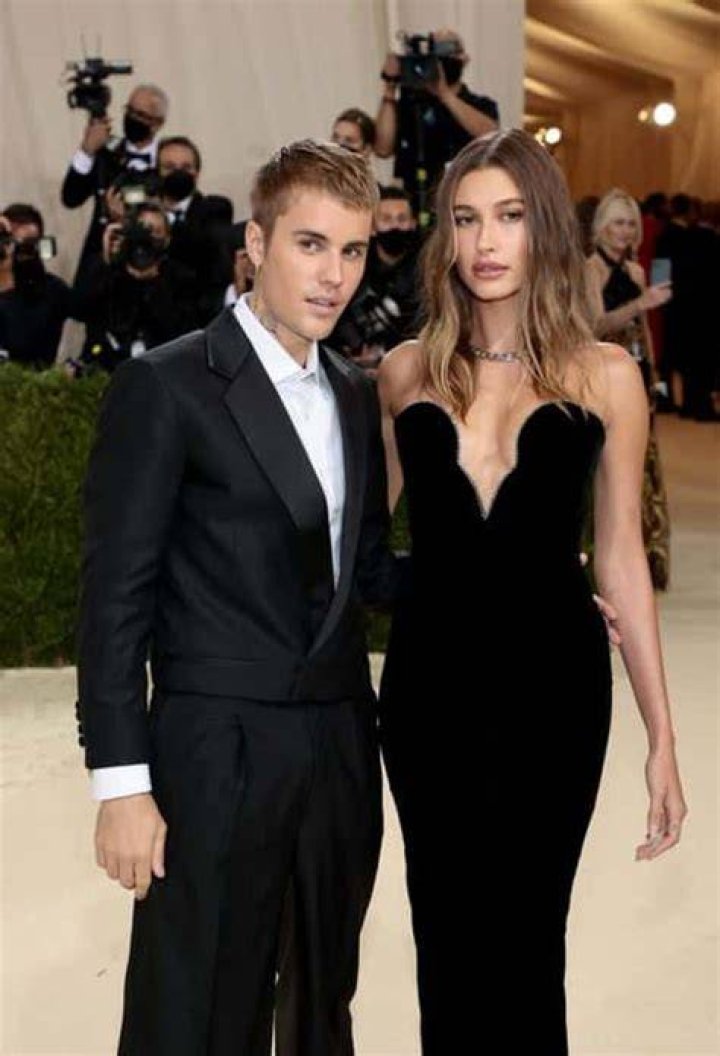 Justin Bieber And Hailey Height justinbieberjullla