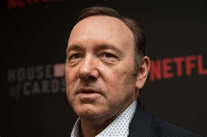 Kevin Spacey's Dating History Includes Several Actresses