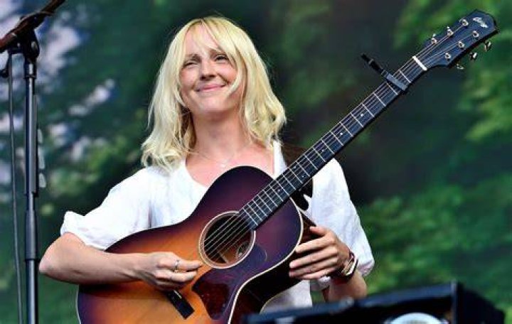 Laura Marling announces UK comeback tour