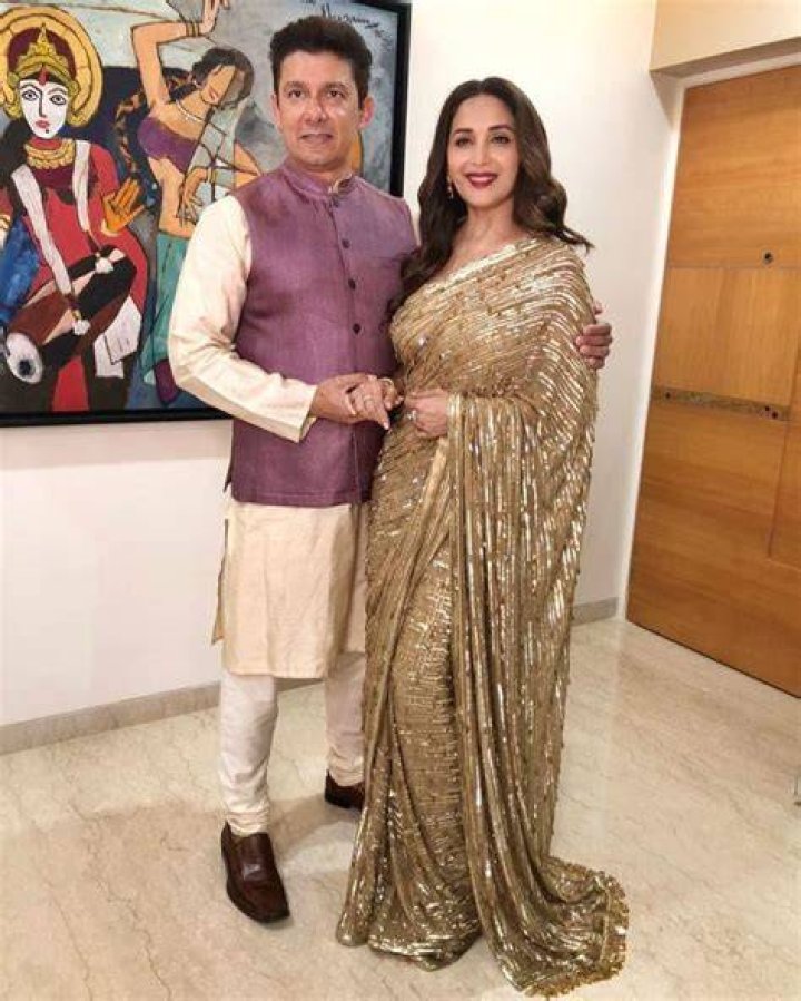 Madhuri Dixit Net Worth, Height, Weight, Age, Affairs, Wiki, Facts