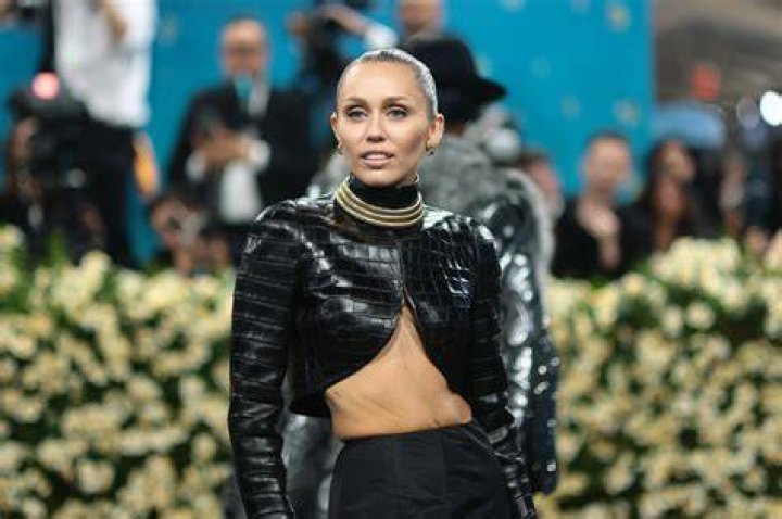 Miley Cyrus Posted an Entire Wedding Album on Instagram Miley cyrus