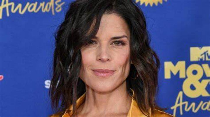 Neve Campbell Lifestyle/Biography 2021 Networth Family Spouse