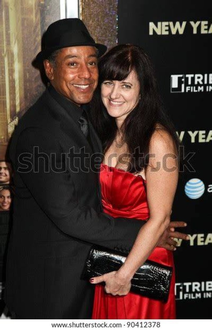 New York December 07 Giancarlo Esposito And Wife Joy Mcmanigal Poses