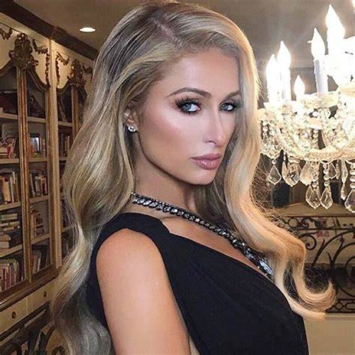 Paris Hilton Biography, Height & Life Story Super Stars Bio