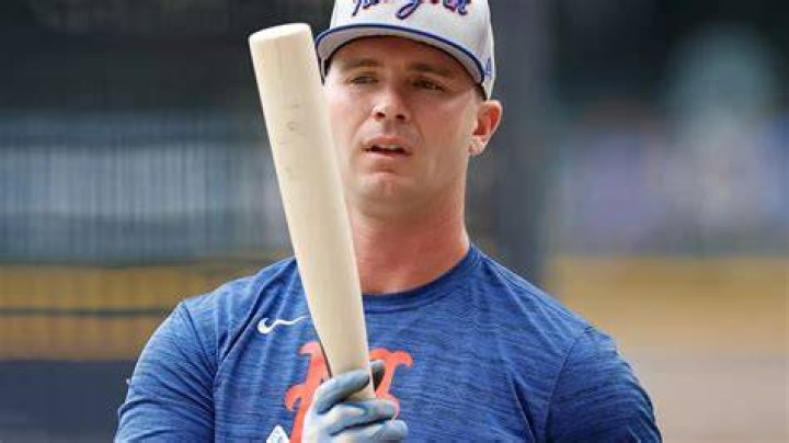 Pete Alonso era with the New York Mets starting now