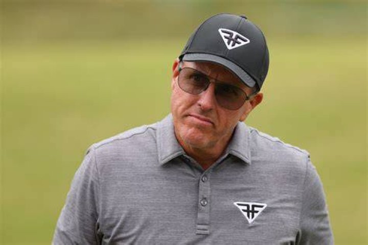 Phil Mickelson gets more online abuse than any other golfer study
