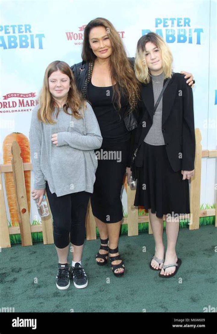 Photo Tia Carrere and daughter Bianca attend the "Mirror Mirror