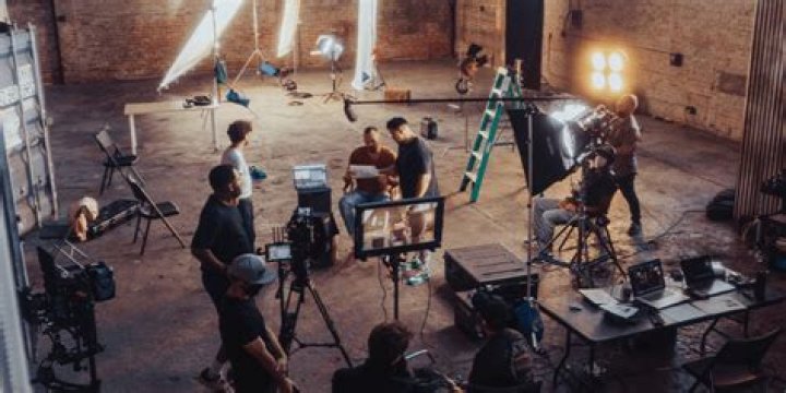 PHOTOS Go Behind The Scenes Of Bailey Zimmerman's Smashing New Video