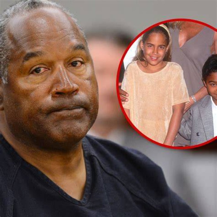 Pics O.J. Simpson’s Kids Spotted in the Days Following His Release