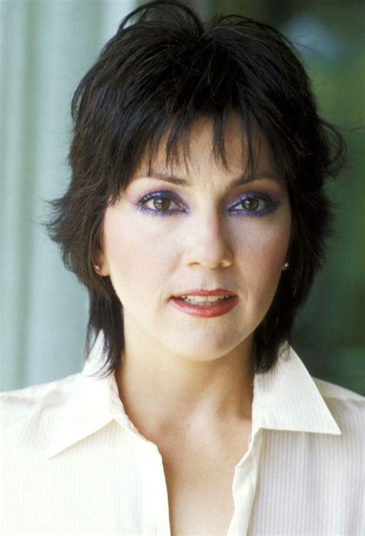 Picture of Joyce DeWitt Layered haircuts for medium hair, Dewitt, Joyce
