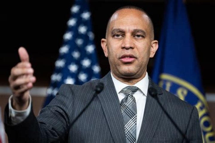 Progressives Slam House Minority Leader Hakeem Jeffries&rsquo;s Debt Ceiling