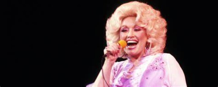 Remember when Dolly Parton fully subverted the ‘dumb blonde’ cliché