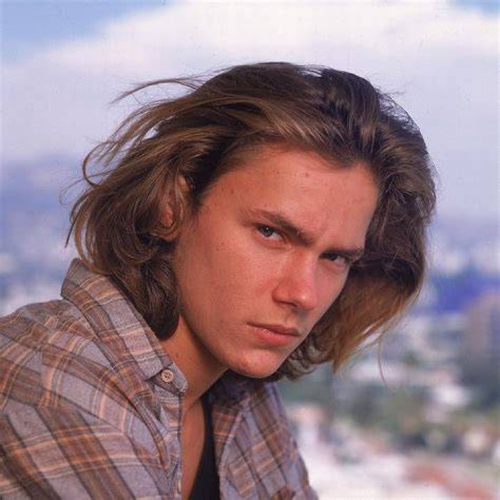 River Phoenix Biography, Height & Life Story Super Stars Bio