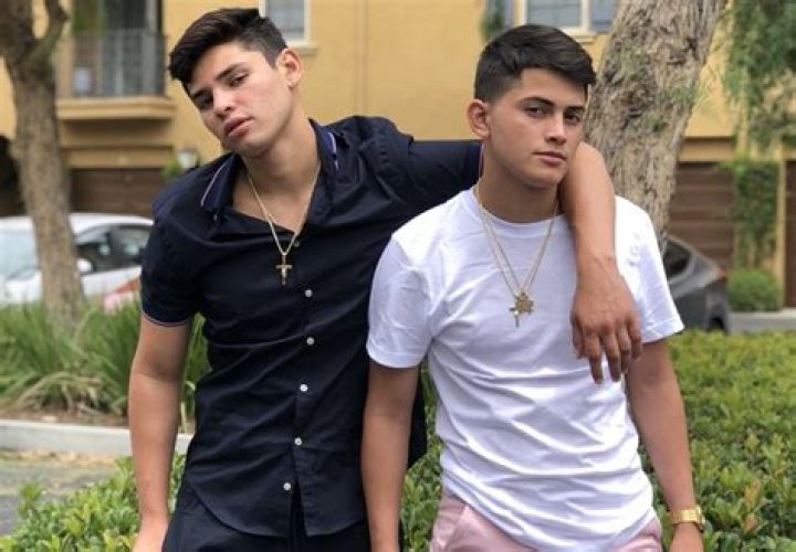 Ryan Garcia&rsquo;s Lil brother Sean Garcia Pro Debut YouTube