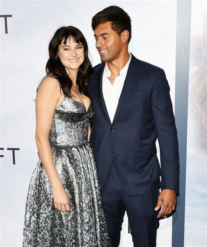 Shailene Woodley and boyfriend Ben Volavola kiss following her time at