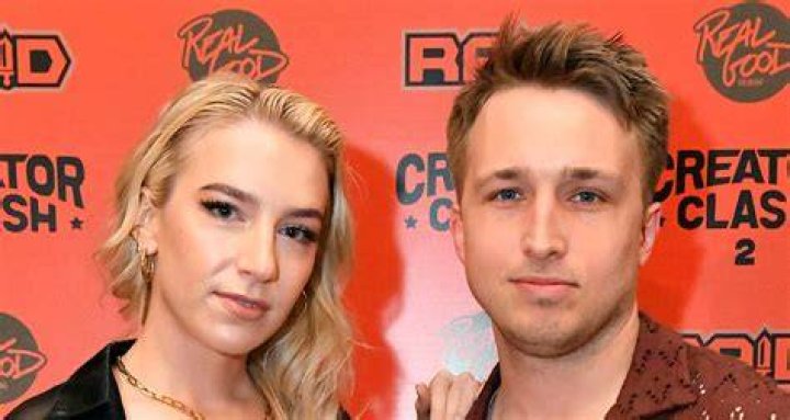 Shayne Topp, Smosh Squad, Courtney Miller, Best Youtubers, Having A Bad
