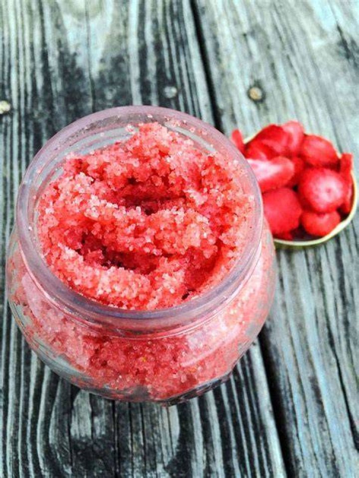 Strawberry Coconut Body Scrub Recipe Savvy Naturalista