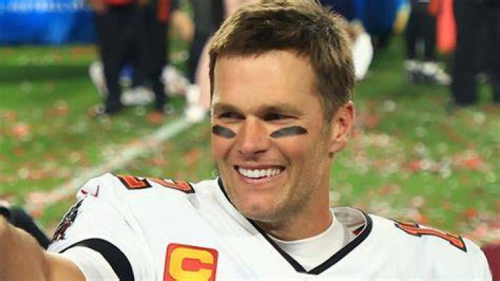 Tom Brady Shares Rare Photo of His Parents Kissing Granddaughter Vivian