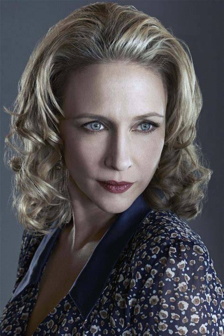 Vera Farmiga Profile Images &mdash; The Movie Database (TMDB)