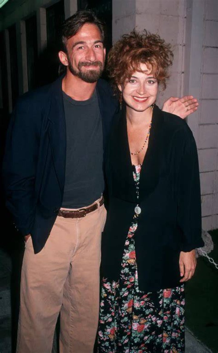 Who's Annie Potts' Husband? Meet Her Longtime Spouse