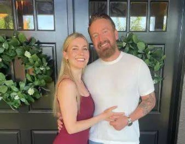 Who Is Kelsey Cook Husband Kane Holloway?