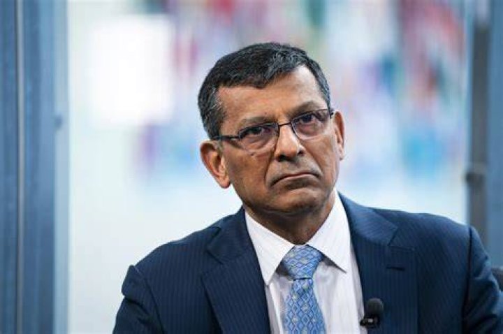 Who is Raghuram Rajan's Wife? Parents, Net Worth, News, Age, Biography