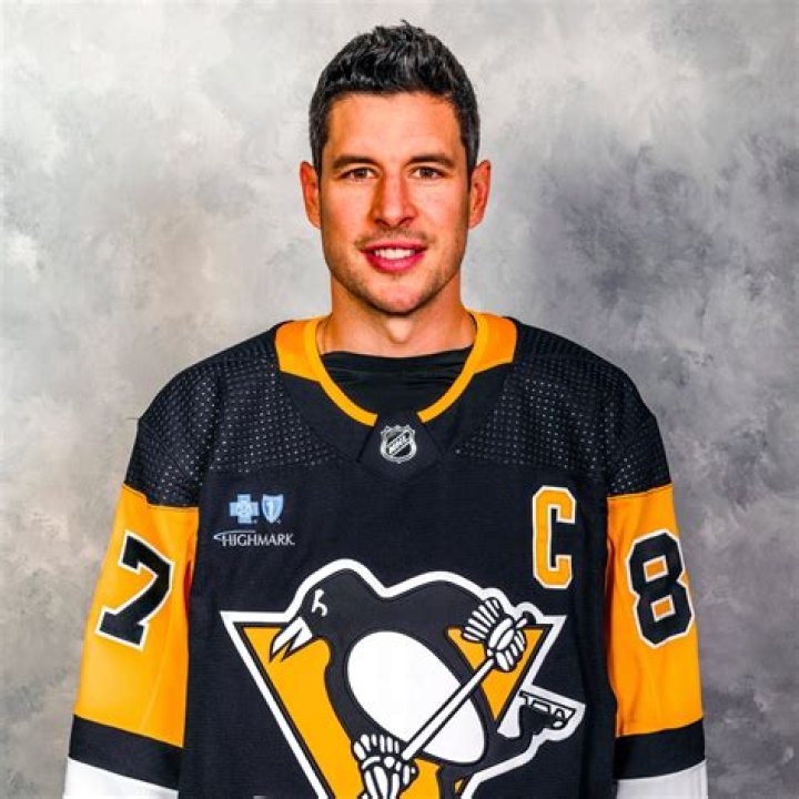 Who is Sidney Crosby's wife? The story of Kathy Leutner Tuko.co.ke